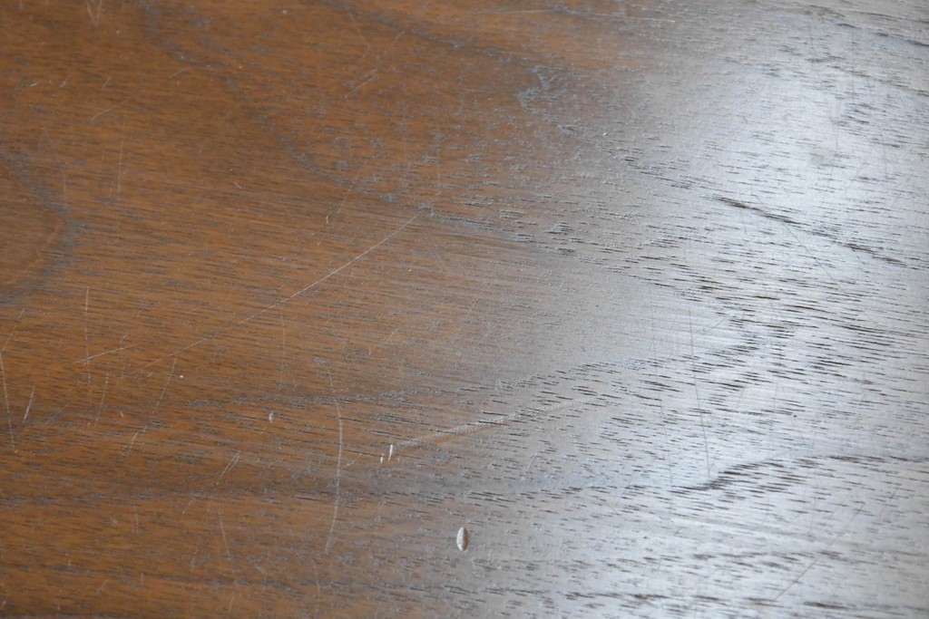 中古　飛騨高山　家具ブランド　シラカワ(shirakawa)　ハルス(Hals)　ウォールナット材　シンプルで洗練されたデザインのダイニングテーブル　定価約22万円　(R-082125)