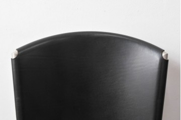 中古　ドイツ　IDC大塚家具取り扱い　高級家具メーカー　Ronald Schmitt(ロナルドシュミット)　極厚本革(レザー)　スタイリッシュなデザインが美しいダイニングチェア2脚セット(アームレスチェア、イス、椅子、バラ売り可能)(定価2脚で約22万円)(R-082127)