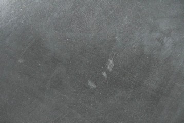 中古　ドイツ　IDC大塚家具取り扱い　高級家具メーカー　Ronald Schmitt(ロナルドシュミット)　極厚本革(レザー)　スタイリッシュなデザインが美しいダイニングチェア2脚セット(アームレスチェア、イス、椅子、バラ売り可能)(定価2脚で約22万円)(R-082127)