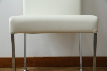 中古　B&B Italia(ビーアンドビー イタリア)　SEDIA SOLO(セディア ソロ)　Antonio Citterio(アントニオチッテリオ)　本革(レザー)　シンプルで無駄のないフォルムのダイニングチェア　定価約17万円相当　(R-082128)