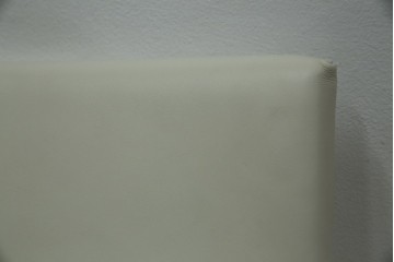 中古　B&B Italia(ビーアンドビー イタリア)　SEDIA SOLO(セディア ソロ)　Antonio Citterio(アントニオチッテリオ)　本革(レザー)　シンプルで無駄のないフォルムのダイニングチェア　定価約17万円相当　(R-082128)