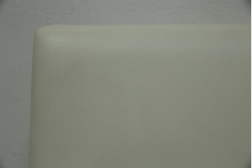 中古　B&B Italia(ビーアンドビー イタリア)　SEDIA SOLO(セディア ソロ)　Antonio Citterio(アントニオチッテリオ)　本革(レザー)　シンプルで無駄のないフォルムのダイニングチェア　定価約17万円相当　(R-082128)