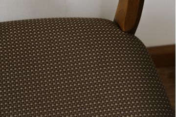 中古　美品　飛騨高山　家具ブランド　シラカワ(shirakawa)　ハルス(Hals)　ウォールナット材　シンプルで洗練されたデザインのダイニングチェア4脚セット(アームレスチェア、椅子、イス、バラ売り可能)(定価4脚で約19万円)(R-082132)