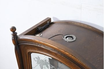 中古　美品!!　希少な廃番品　松永工房　Continue(カンティーニュ)　ハープギャラリー　置くだけで絵になる!!大胆で優雅なハープデザインが目を惹くキュリオケース(ガラスケース、ショーケース、ディスプレイラック、コレクションケース、飾り棚、陳列棚、店舗什器)(定価約76万円)(R-082137)