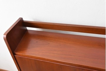 デンマークビンテージ　オークレッグ　ローズウッド?　チーク材　クラシカルな雰囲気を盛り立てるライティングビューロー　(R-082141)