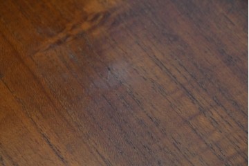 デンマークビンテージ　オークレッグ　ローズウッド?　チーク材　クラシカルな雰囲気を盛り立てるライティングビューロー　(R-082141)