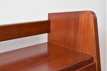 デンマークビンテージ　オークレッグ　ローズウッド?　チーク材　クラシカルな雰囲気を盛り立てるライティングビューロー　(R-082141)