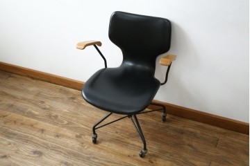 和製ビンテージ　美品　剣持勇デザイン　天童木工　カブトチェア　ヴィンテージスタイルのお部屋作りに活躍する男前なデスクチェア　(R-082143)