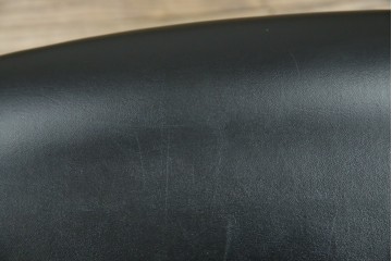 和製ビンテージ　美品　剣持勇デザイン　天童木工　カブトチェア　ヴィンテージスタイルのお部屋作りに活躍する男前なデスクチェア　(R-082143)