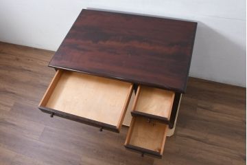 中古　松本民芸家具　T型片袖机　美しい木目とクラシカルな佇まいが魅力的なデスク(机、ワークデスク、在宅用、在宅ワーク用)(定価約42万円)(R-082144)