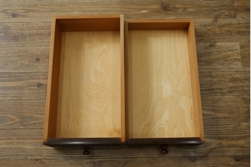 中古　松本民芸家具　T型片袖机　美しい木目とクラシカルな佇まいが魅力的なデスク　定価約42万円　(R-082144)