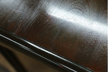 中古　松本民芸家具　T型片袖机　美しい木目とクラシカルな佇まいが魅力的なデスク　定価約42万円　(R-082144)