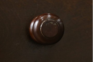 中古　松本民芸家具　T型片袖机　美しい木目とクラシカルな佇まいが魅力的なデスク　定価約42万円　(R-082144)