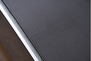 中古　美品　BoConcept(ボーコンセプト)　スタイリッシュなデザインがかっこいいTVボード(テレビボード、テレビ台、リビングボード、収納棚、戸棚、ローボード)(定価約21万円)(R-082148)