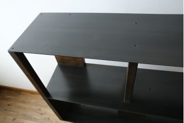 中古　ベトナム　家具ブランド　スクエアルーツ(SQUARE ROOTS)　タマ(TAMA)　フレンチオーク　アイアン　スチール棚板　魅力的なディスプレイ空間を演出するブックシェルフ(本棚、オープンラック、飾り棚、陳列棚、書棚)(定価約30万円)(R-082149)