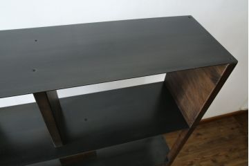 中古　ベトナム　家具ブランド　スクエアルーツ(SQUARE ROOTS)　タマ(TAMA)　フレンチオーク　アイアン　スチール棚板　魅力的なディスプレイ空間を演出するブックシェルフ(本棚、オープンラック、飾り棚、陳列棚、書棚)(定価約30万円)(R-082149)