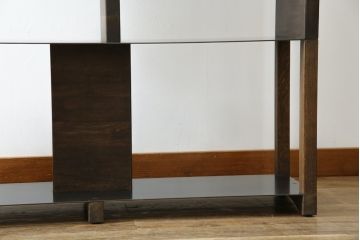 中古　ベトナム　家具ブランド　スクエアルーツ(SQUARE ROOTS)　タマ(TAMA)　フレンチオーク　アイアン　スチール棚板　魅力的なディスプレイ空間を演出するブックシェルフ(本棚、オープンラック、飾り棚、陳列棚、書棚)(定価約30万円)(R-082149)