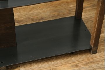 中古　ベトナム　家具ブランド　スクエアルーツ(SQUARE ROOTS)　タマ(TAMA)　フレンチオーク　アイアン　スチール棚板　魅力的なディスプレイ空間を演出するブックシェルフ(本棚、オープンラック、飾り棚、陳列棚、書棚)(定価約30万円)(R-082149)