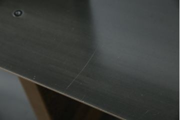 中古　ベトナム　家具ブランド　スクエアルーツ(SQUARE ROOTS)　タマ(TAMA)　フレンチオーク　アイアン　スチール棚板　魅力的なディスプレイ空間を演出するブックシェルフ(本棚、オープンラック、飾り棚、陳列棚、書棚)(定価約30万円)(R-082149)