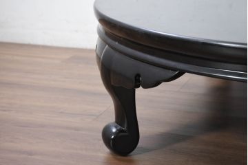 中古　特徴的な脚のデザインが目を引く丸座卓(丸テーブル、ちゃぶ台、ローテーブル、ラウンドテーブル)(定価約120万円)(R-082151)