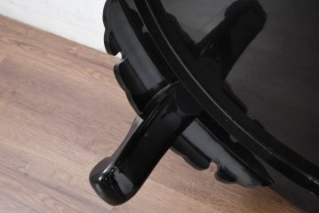 中古　特徴的な脚のデザインが目を引く丸座卓(丸テーブル、ちゃぶ台、ローテーブル、ラウンドテーブル)(定価約120万円)(R-082151)