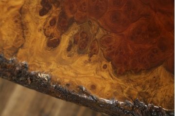 和製ビンテージ　花梨(カリン材)　貴重な鳥眼杢が魅力的な座卓(ローテーブル、センターテーブル、リビングテーブル、ヴィンテージ、バーズアイ)(R-082153)