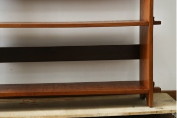 和製アンティーク　上手物!!　総栗材　シンプルで作りの良い楔(くさび)式本棚　(R-082154)