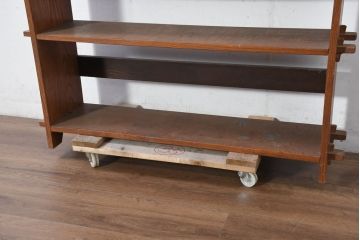 和製アンティーク　上手物!!　総栗材　シンプルで作りの良い楔(くさび)式本棚(ブックシェルフ、オープンラック、収納棚、飾り棚、書棚)(R-082154)