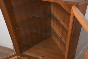 和製ビンテージ　チーク材　お部屋の角を有効利用できるシンプルなコーナーキャビネット(コーナーラック、飾り棚、収納棚、戸棚、カップボード、ヴィンテージ)(R-082155)