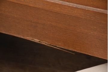 和製ビンテージ　チーク材　お部屋の角を有効利用できるシンプルなコーナーキャビネット(コーナーラック、飾り棚、収納棚、戸棚、カップボード、ヴィンテージ)(R-082155)