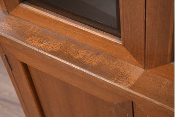 和製ビンテージ　チーク材　お部屋の角を有効利用できるシンプルなコーナーキャビネット(コーナーラック、飾り棚、収納棚、戸棚、カップボード、ヴィンテージ)(R-082155)