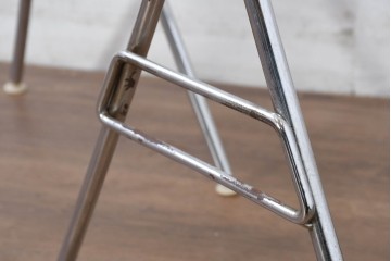 【簡易リペア限定品】　アメリカヴィンテージ　Hermanmiller(ハーマンミラー社)　Charles & Ray Eames(チャールズ&レイ・イームズ)　初期モデル　サイドシェルチェアのスタッキングベース2脚セット　(R-082159)