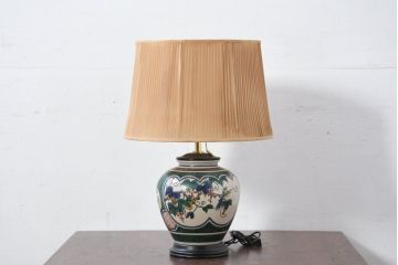 中古　高級品!!　高島屋デパート購入　九谷焼　鮮やかな色使いの花鳥図が美しいテーブルスタンド(テーブルランプ、テーブルライト、デスクスタンド、スタンドライト、卓上照明、間接照明)(定価約8万円)(R-082162)