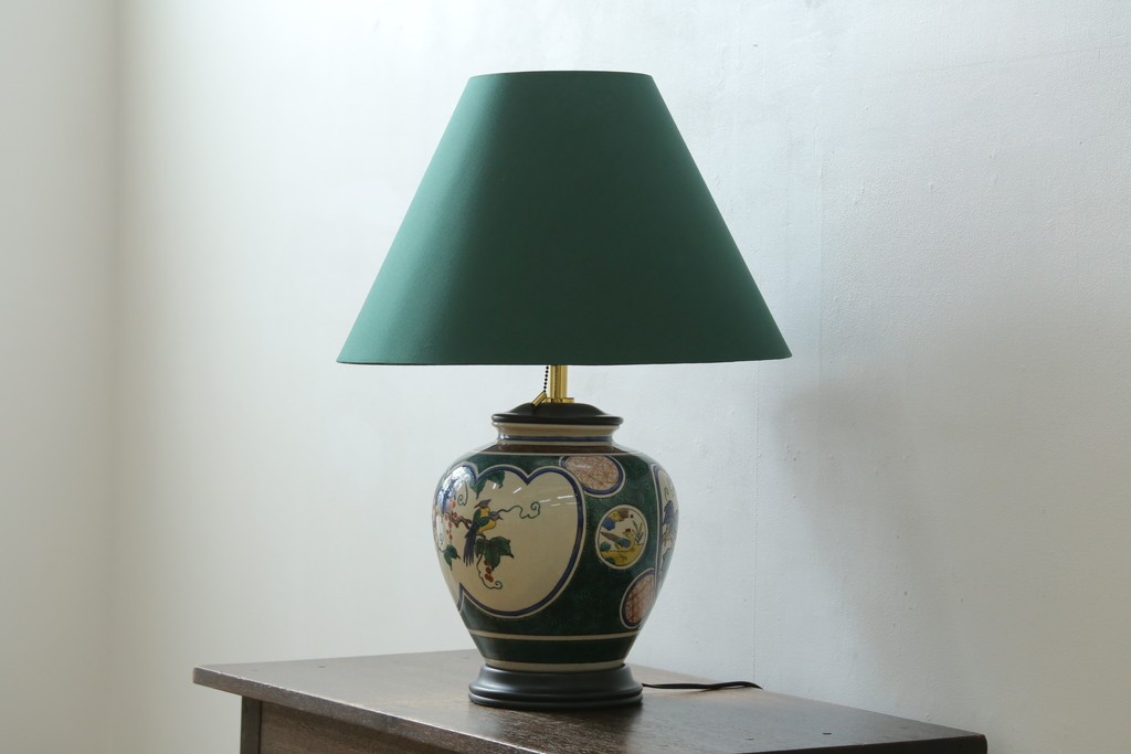 中古　高級品!!　高島屋デパート購入　九谷焼　鮮やかな色使いの花鳥図が美しいテーブルスタンド　定価約8万円　(R-082162)