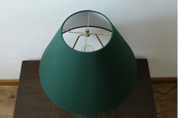 中古　高級品!!　高島屋デパート購入　九谷焼　鮮やかな色使いの花鳥図が美しいテーブルスタンド　定価約8万円　(R-082162)