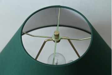 中古　高級品!!　高島屋デパート購入　九谷焼　鮮やかな色使いの花鳥図が美しいテーブルスタンド　定価約8万円　(R-082162)