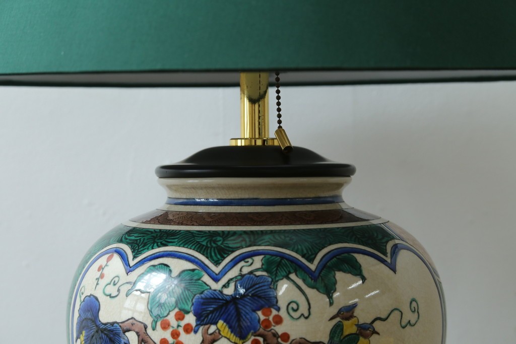 中古　高級品!!　高島屋デパート購入　九谷焼　鮮やかな色使いの花鳥図が美しいテーブルスタンド　定価約8万円　(R-082162)
