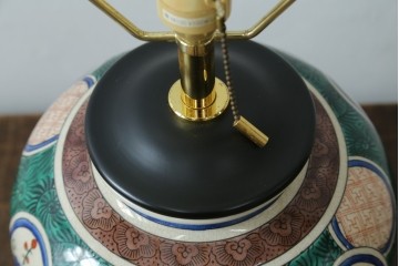 中古　高級品!!　高島屋デパート購入　九谷焼　鮮やかな色使いの花鳥図が美しいテーブルスタンド　定価約8万円　(R-082162)