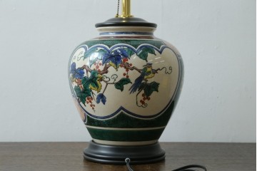 中古　高級品!!　高島屋デパート購入　九谷焼　鮮やかな色使いの花鳥図が美しいテーブルスタンド　定価約8万円　(R-082162)