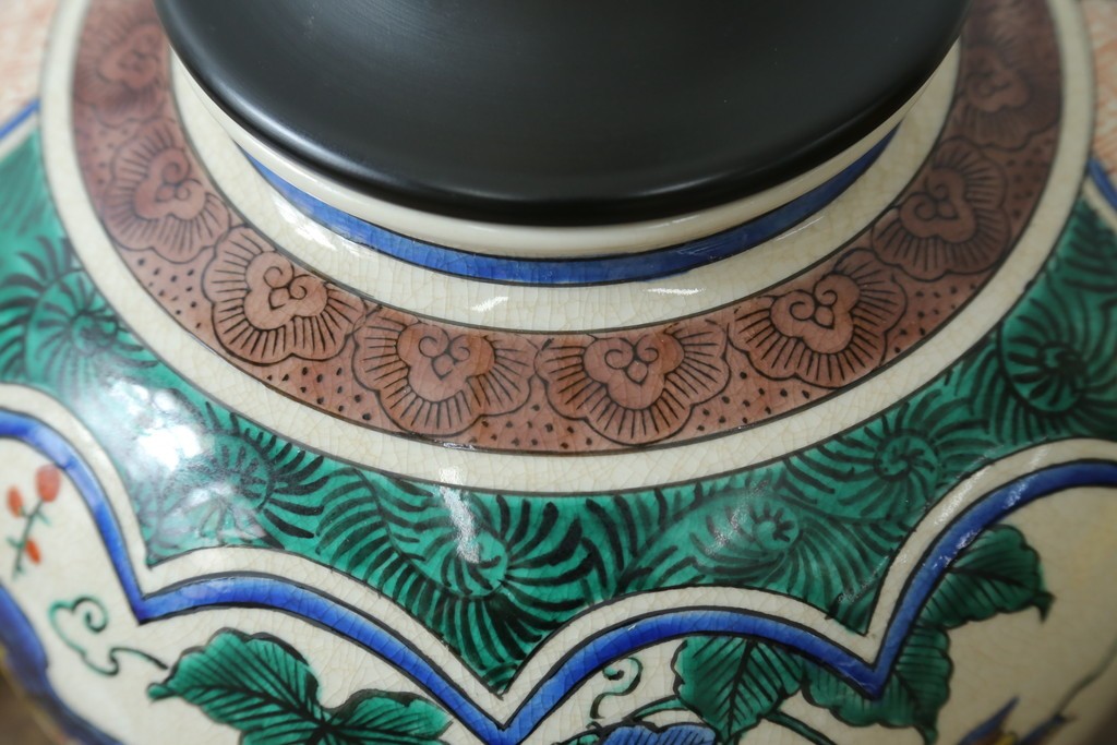 中古　高級品!!　高島屋デパート購入　九谷焼　鮮やかな色使いの花鳥図が美しいテーブルスタンド　定価約8万円　(R-082162)