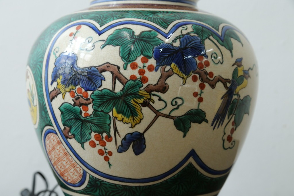 中古　高級品!!　高島屋デパート購入　九谷焼　鮮やかな色使いの花鳥図が美しいテーブルスタンド　定価約8万円　(R-082162)