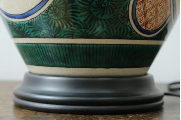 中古　高級品!!　高島屋デパート購入　九谷焼　鮮やかな色使いの花鳥図が美しいテーブルスタンド　定価約8万円　(R-082162)