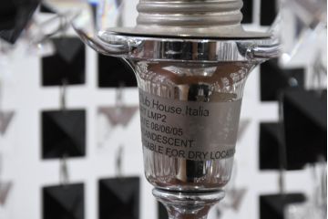 中古　美品　イタリア　FENDI CASA(フェンディ カーサ)　クリスタル　空間のアクセントになるラグジュアリーなテーブルスタンド(テーブルランプ、卓上照明、テーブルライト、デスクスタンド、スタンドライト、間接照明)(定価約40万円)(R-082164)