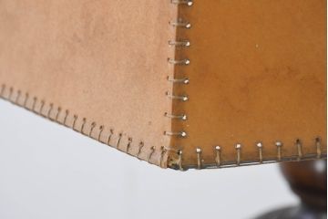 海外アンティーク　高級品!!　2灯　上質な作り込みのカービングが魅力的なフロアスタンド(スタンドライト、スタンド照明)(R-082167)