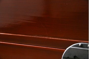 和製アンティーク　上手物!!　前面漆溜め塗り　内部桐(キリ)材　作りの良い金具の関西衣装箪笥　(R-082170)