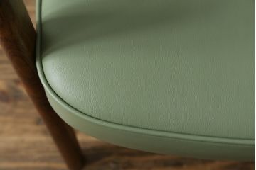 デンマークビンテージ　美品　激レア　希少!!　Finn Haugaard(フィン ホガード)デザイン　Bondo Gravesen A/S(ボンドグラヴェセン)社製　ローズウッド　実用性とデザイン性を兼ね備えたアームチェア(ダイニングチェア、ヴィンテージ、北欧)(R-082171)