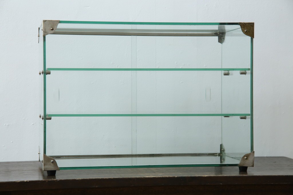 和製アンティーク　シンプルなデザインが取り入れやすい古い商店の卓上ガラスケース　(R-082175)