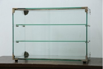 和製アンティーク　シンプルなデザインが取り入れやすい古い商店の卓上ガラスケース　(R-082175)