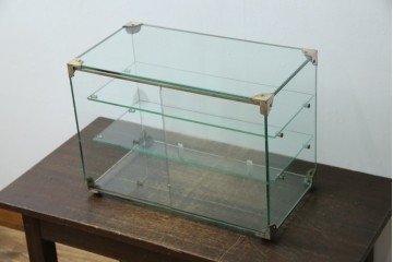 和製アンティーク　シンプルなデザインが取り入れやすい古い商店の卓上ガラスケース　(R-082175)