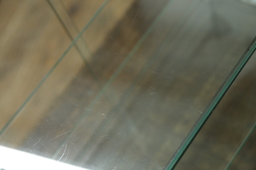 和製アンティーク　シンプルなデザインが取り入れやすい古い商店の卓上ガラスケース　(R-082175)